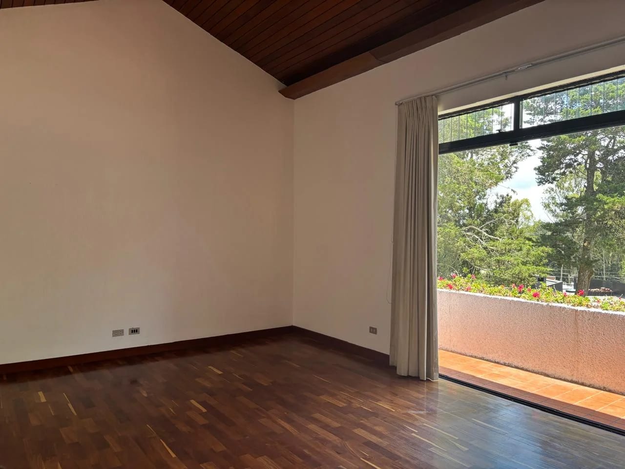 Casa en Alquiler Hiltpo, Km. 12.5 Carretera Salvador — foto 8 de 12