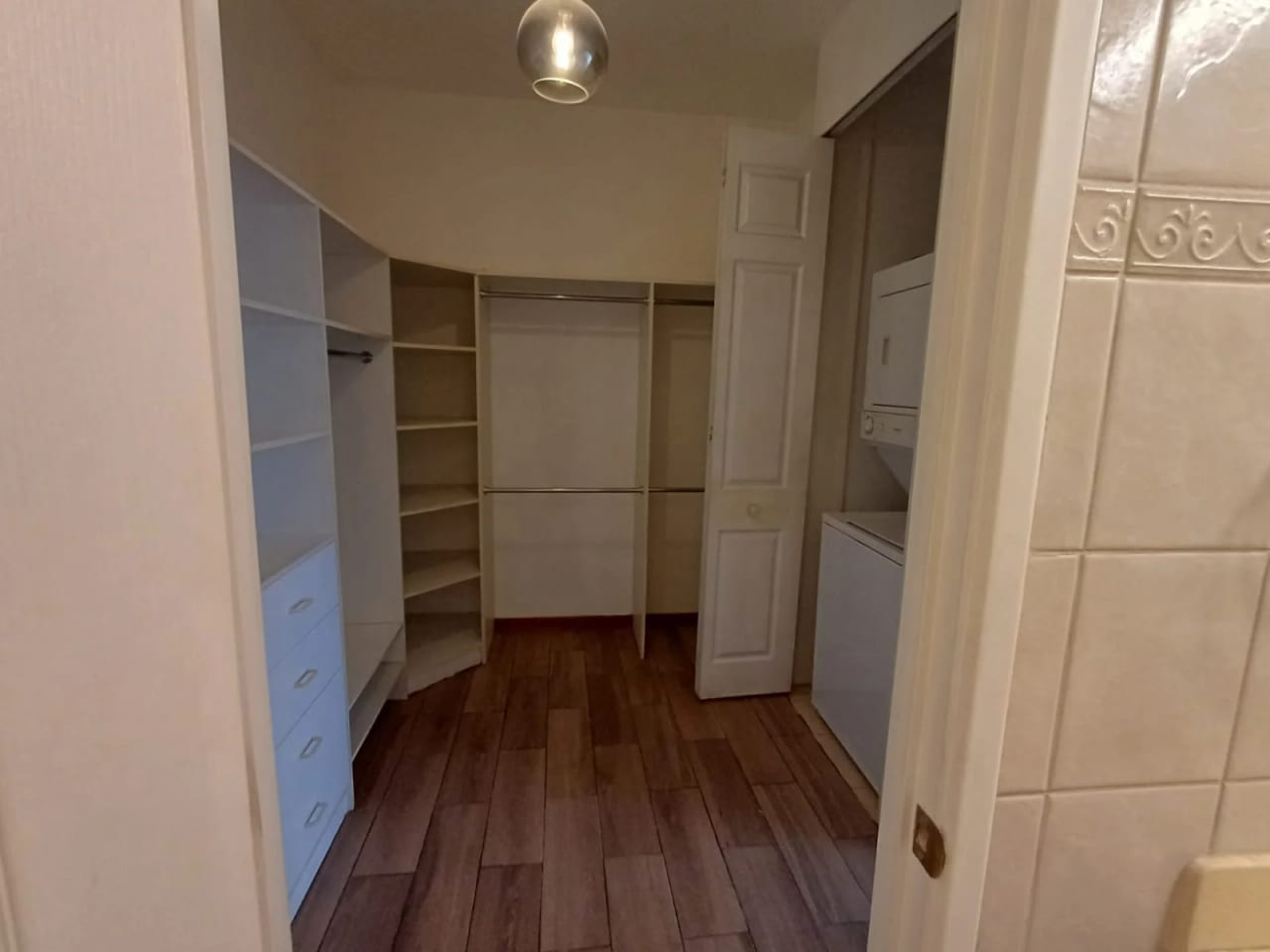 Apartamento en Venta, Santorini Zona 14 — foto 4 de 7