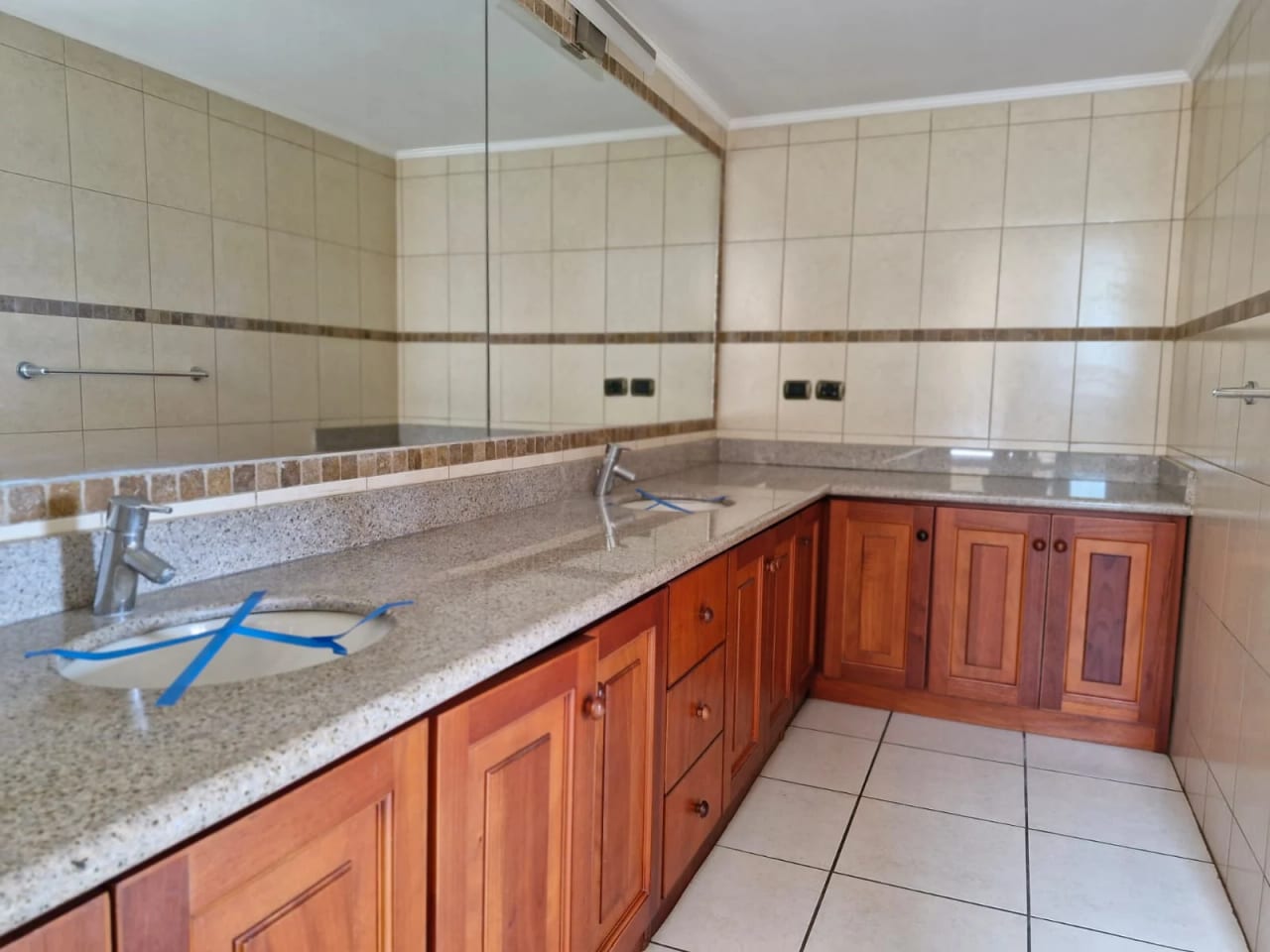 Apartamento Marques del Valle, Zona 14 — foto 10 de 13