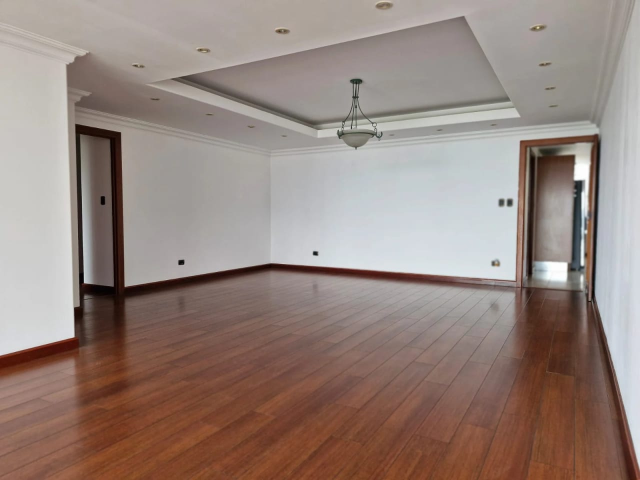 Apartamento Marques del Valle, Zona 14 — foto 5 de 13
