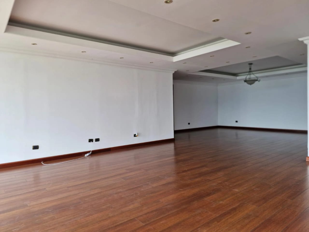 Apartamento Marques del Valle, Zona 14 — foto 4 de 13