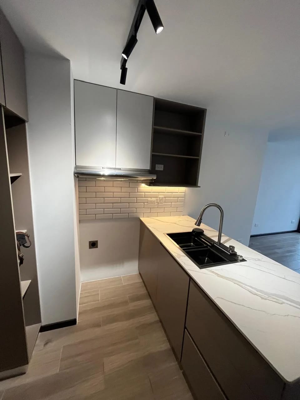 Apartamento en Alquiler, BIKO zon a 10 — foto 3 de 11
