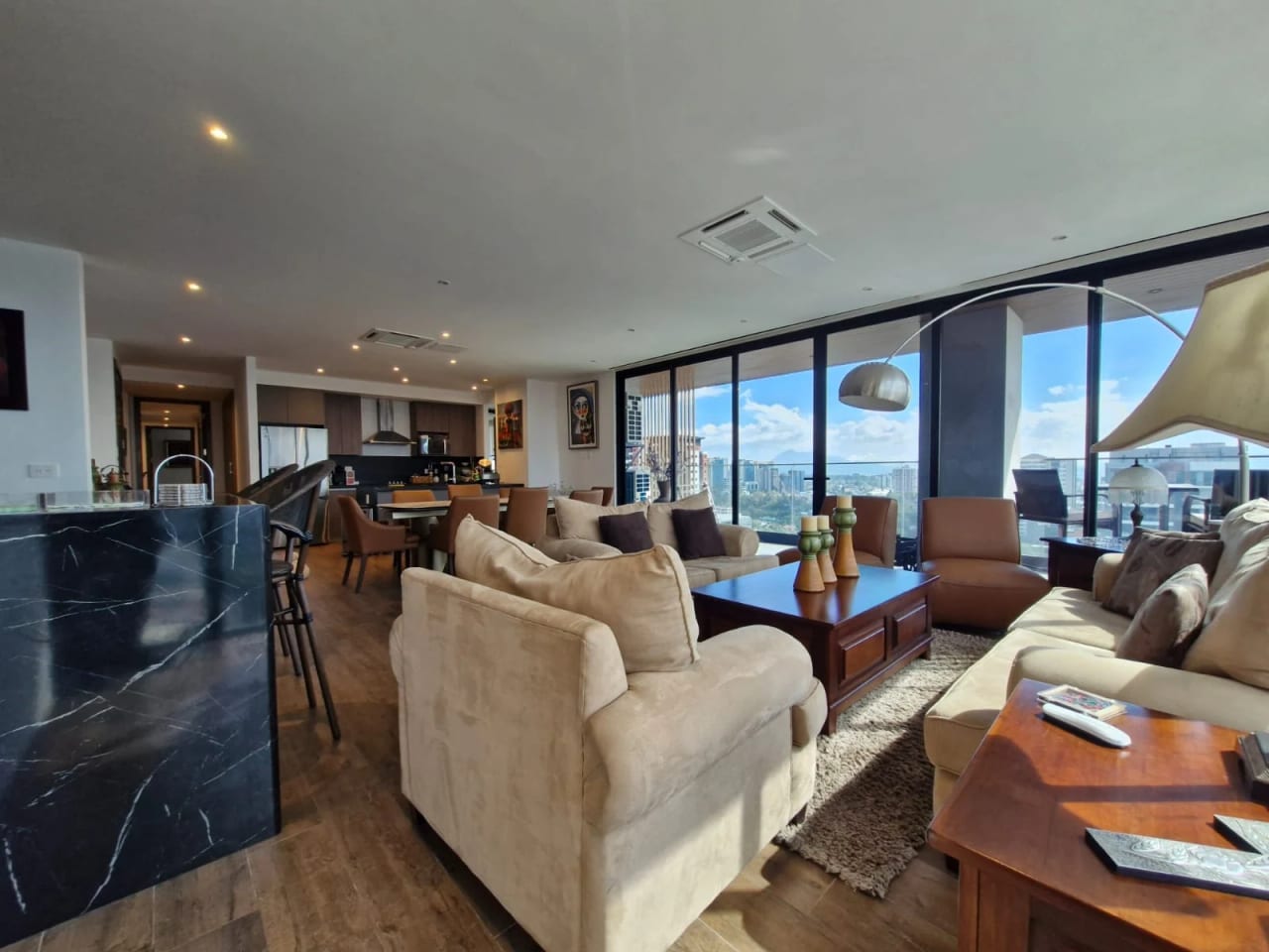 Apartamento en Venta, GAURA zona 15 — foto 6 de 12