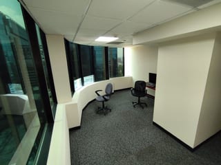 OFICINA EUROPLAZA Z.14 — miniatura 5 de 9