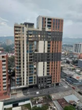 APARTAMENTO EN VENTA IQ10 — miniatura 1 de 10