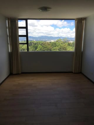 Apartamento en Venta, Edificio Santorini I, Zona 14 — miniatura 1 de 10