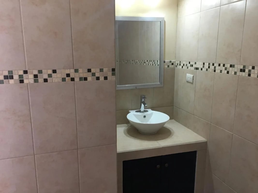 Apartamento en Venta, Edificio Santorini I, Zona 14 — foto 6 de 10